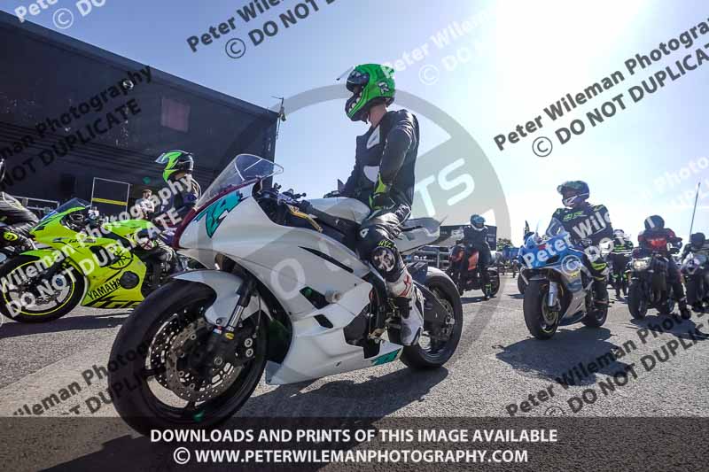 enduro digital images;event digital images;eventdigitalimages;lydden hill;lydden no limits trackday;lydden photographs;lydden trackday photographs;no limits trackdays;peter wileman photography;racing digital images;trackday digital images;trackday photos